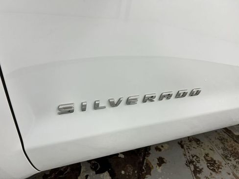 Used 2016 Chevrolet Silverado 1500 Custom w/ Custom Convenience Package image 24