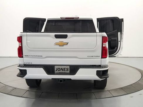 Used 2022 Chevrolet Silverado 1500 Custom AWD/4WD image 15