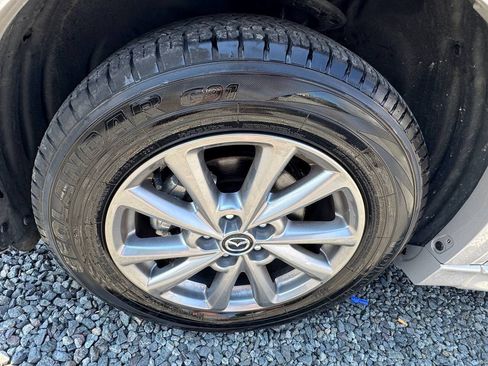Used 2025 MAZDA CX-5 AWD 2.5 S w/ Preferred Package image 28