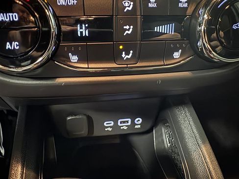 Used 2023 Chevrolet TrailBlazer ACTIV w/ Convenience Package image 16