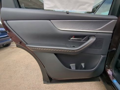 New 2026 MAZDA CX-90 Plug-In Hybrid w/ Premium Plus image 9