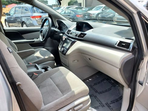 Used 2014 Honda Odyssey EX image 22