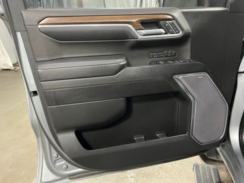 Used 2023 Chevrolet Silverado 1500 High Country image 25