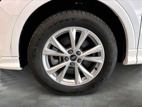 Used 2024 Audi Q3 2.0T Premium Plus w/ Premium Plus Package image 30