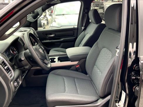 New 2026 RAM 1500 Express AWD/4WD image 7