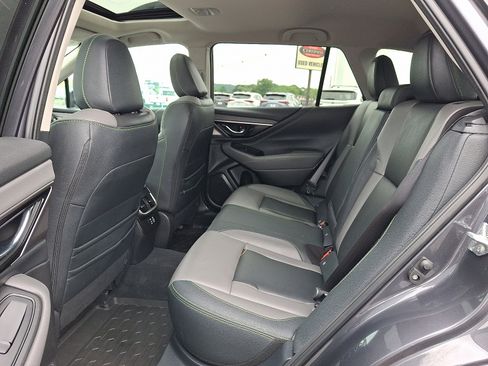 Used 2024 Subaru Outback Onyx Edition AWD/4WD image 11