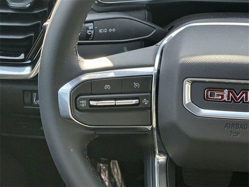 New 2026 GMC Canyon Elevation image 9