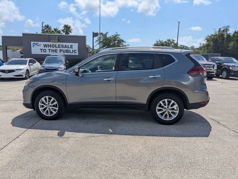 Used 2019 Nissan Rogue SV AWD/4WD image 7