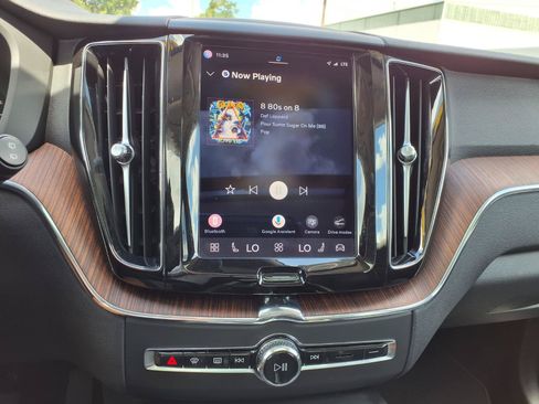 Certified 2023 Volvo XC60 B5 Plus w/ Protection Package Premier FWD image 25