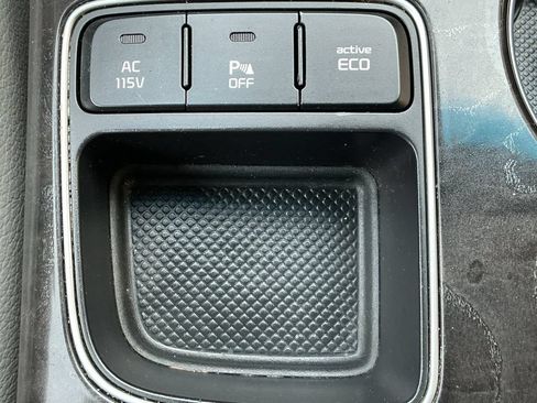 Used 2014 Kia Sorento SX w/ 3rd Row Package FWD image 20