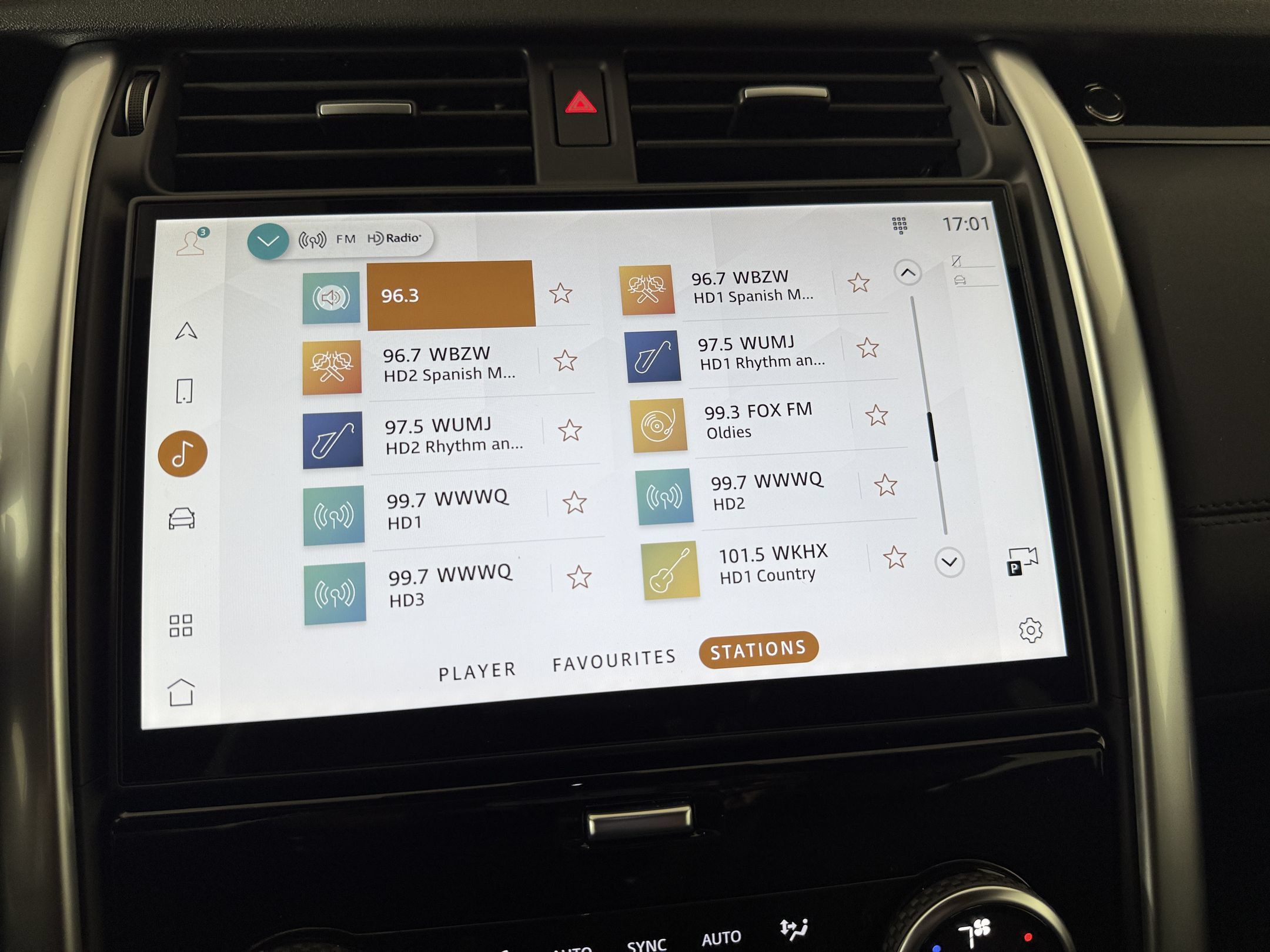 New 2026 Land Rover Discovery S AWD/4WD image 21