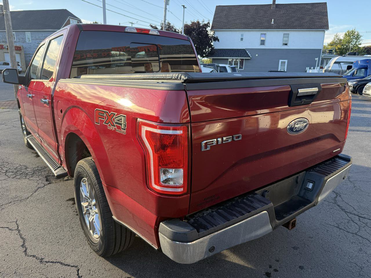 Used 2015 Ford F150 XLT w/ Equipment Group 302A Luxury AWD/4WD image 10