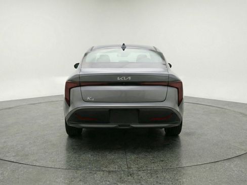 Used 2025 Kia K4 LXS image 7