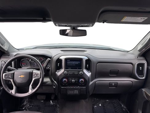 Used 2022 Chevrolet Silverado 1500 LT AWD/4WD image 10