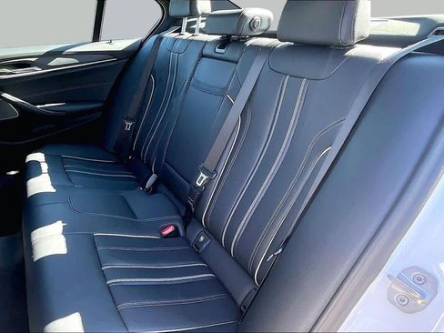 Used 2023 BMW 530i w/ Premium Package RWD image 21