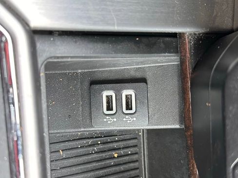 Used 2017 Ford F150 Platinum image 29