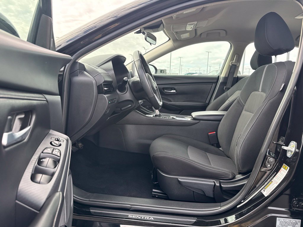 Certified 2023 Nissan Sentra SV w/ All-Weather Package FWD image 6