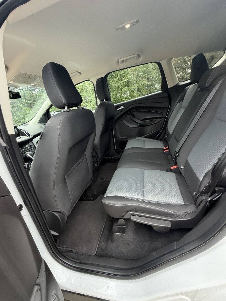 Used 2018 Ford Escape SE w/ Ford Safe & Smart Package AWD/4WD image 7
