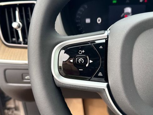 New 2026 Volvo XC60 B5 Plus w/ Climate Package image 28