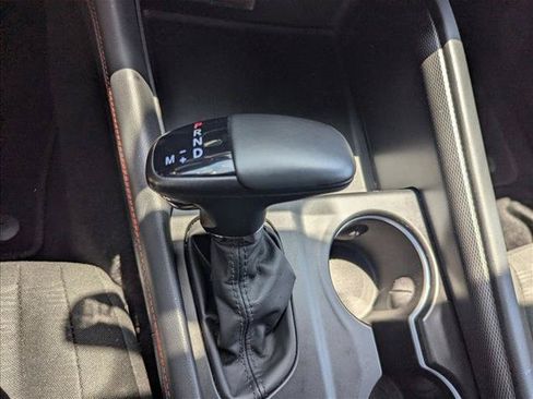 Used 2025 Dodge Durango GT AWD/4WD image 12