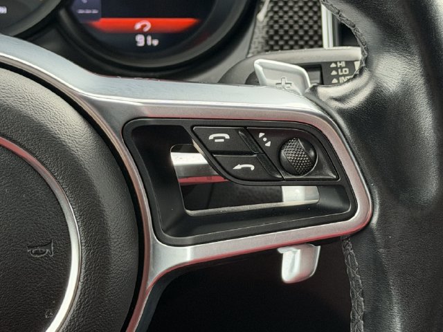Used 2017 Porsche Macan GTS AWD/4WD image 16