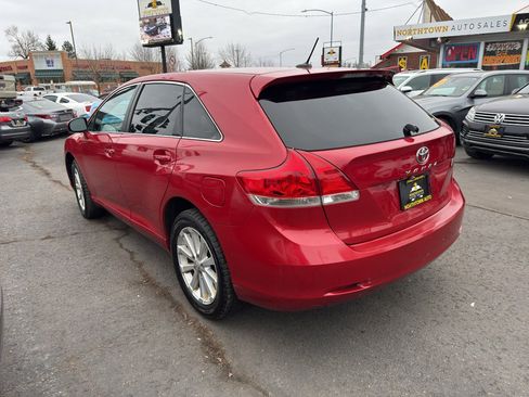 Used 2010 Toyota Venza image 4