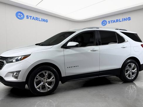 Used 2020 Chevrolet Equinox LT FWD image 2