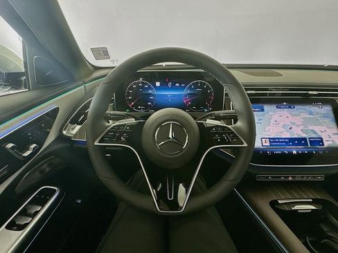 Certified 2026 Mercedes-Benz E 450 4MATIC Sedan image 11