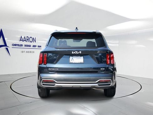 Used 2023 Kia Sorento SX Prestige AWD/4WD image 3