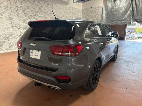 Used 2020 Kia Sorento EX FWD image 7