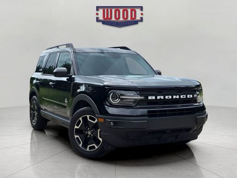 Used 2021 Ford Bronco Sport Outer Banks AWD/4WD image 1
