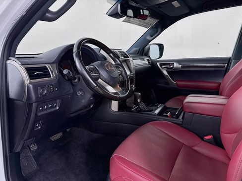 Used 2021 Lexus GX 460 Premium w/ Premium Package AWD/4WD image 9