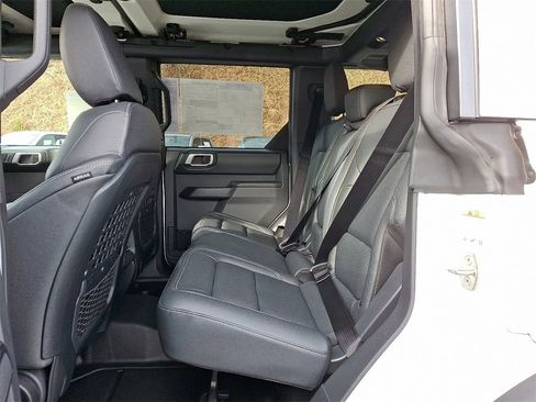 New 2025 Ford Bronco Badlands image 5