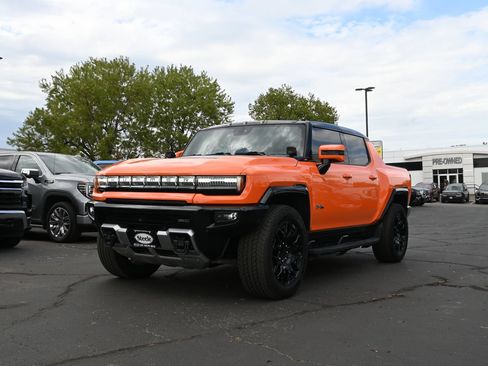 Used 2024 GMC Hummer EV 2X w/ LPO, Illumination Package AWD/4WD image 1