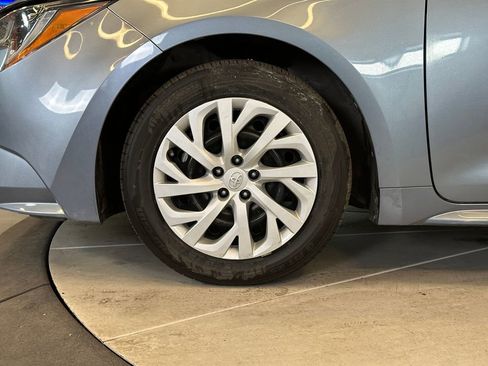 Used 2021 Toyota Corolla LE FWD image 25