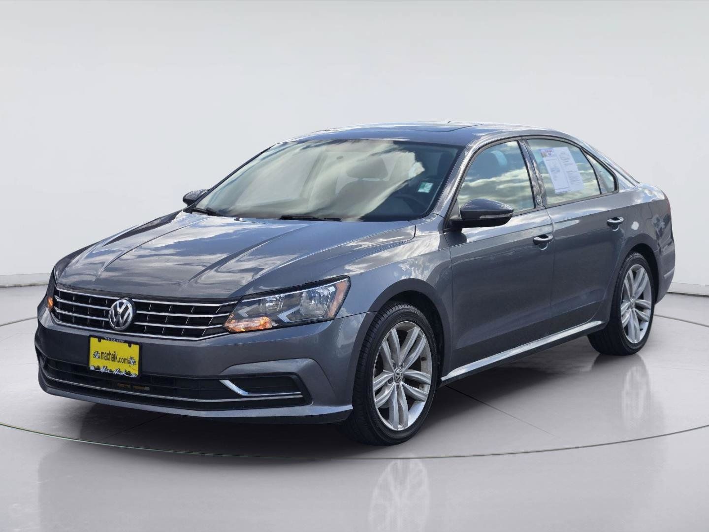 Used 2019 Volkswagen Passat 2.0T Wolfsburg FWD image 1