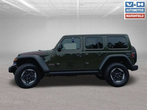 Used 2022 Jeep Wrangler Unlimited Rubicon w/ Cold Weather Group AWD/4WD image 25