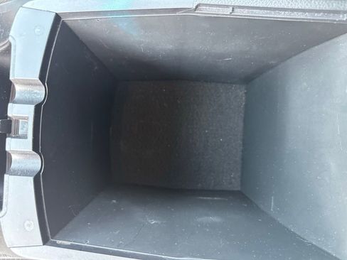 Used 2017 Hyundai Santa Fe Sport FWD image 28