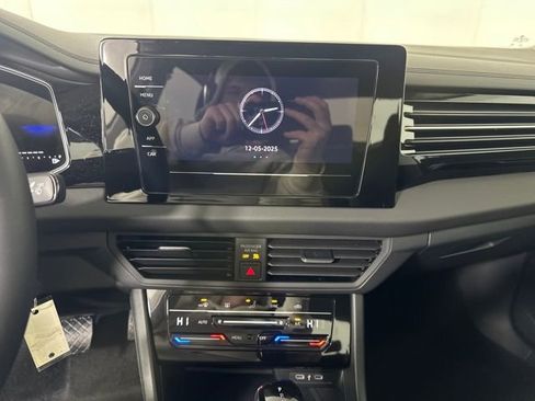 Used 2025 Volkswagen Jetta S image 21