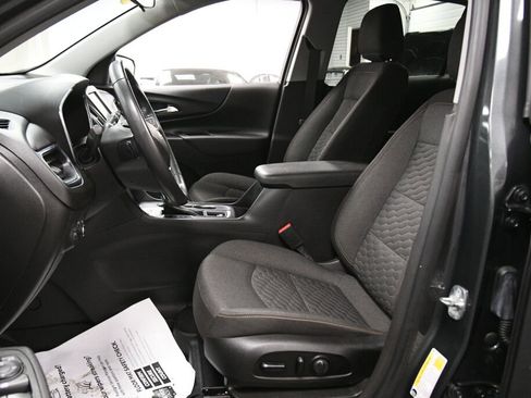 Used 2021 Chevrolet Equinox LT image 10