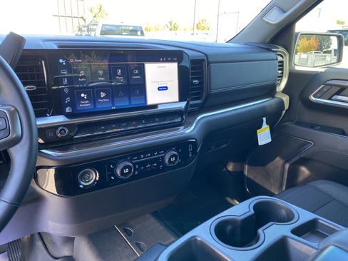 Used 2023 Chevrolet Silverado 1500 RST image 24