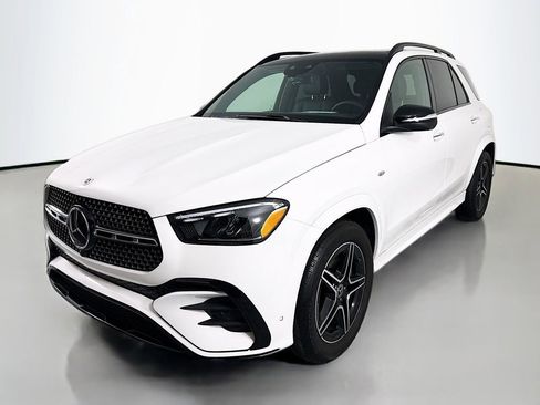 Used 2025 Mercedes-Benz GLE 450e 4MATIC image 1