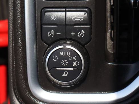 Used 2020 Chevrolet Silverado 1500 LT Trail Boss AWD/4WD image 25