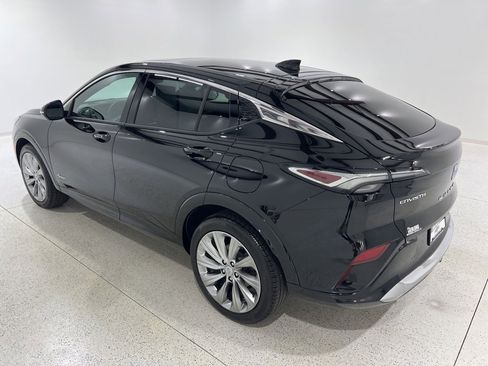 Used 2024 Buick Envista Avenir image 3