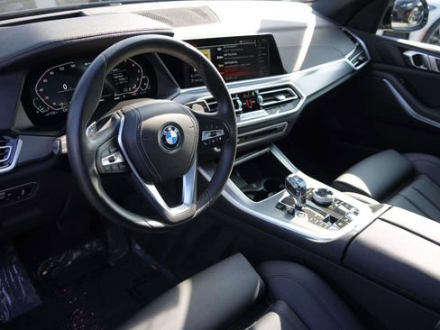 Certified 2022 BMW X5 xDrive45e w/ Executive Package image 12