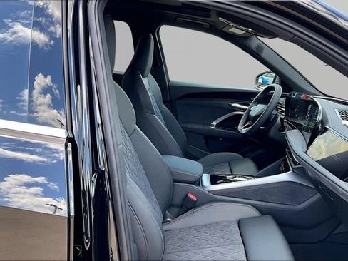 New 2026 Audi SQ5 Premium Plus AWD/4WD image 7