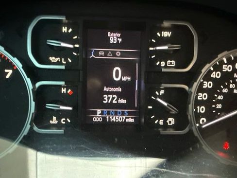 Used 2020 Toyota Tundra SR5 w/ SR5 Upgrade Package RWD image 10