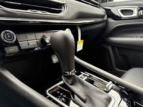 New 2026 Jeep Compass Latitude image 26