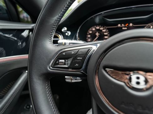 Used 2024 Bentley Flying Spur W12 AWD/4WD image 20