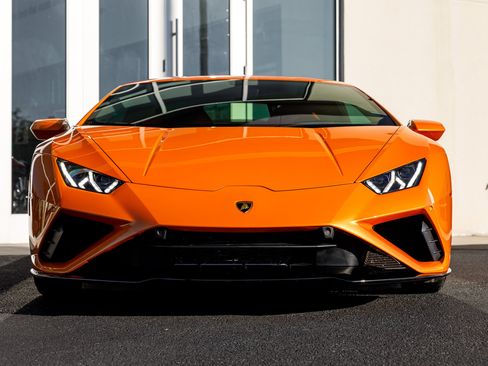 Used 2023 Lamborghini Huracan EVO RWD image 7